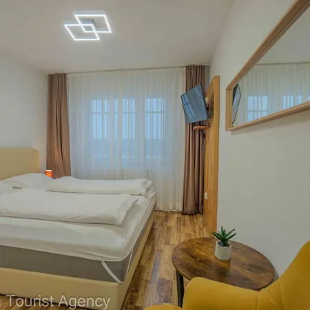 Ξενοδοχείο Hotel Central Vlasic 4*